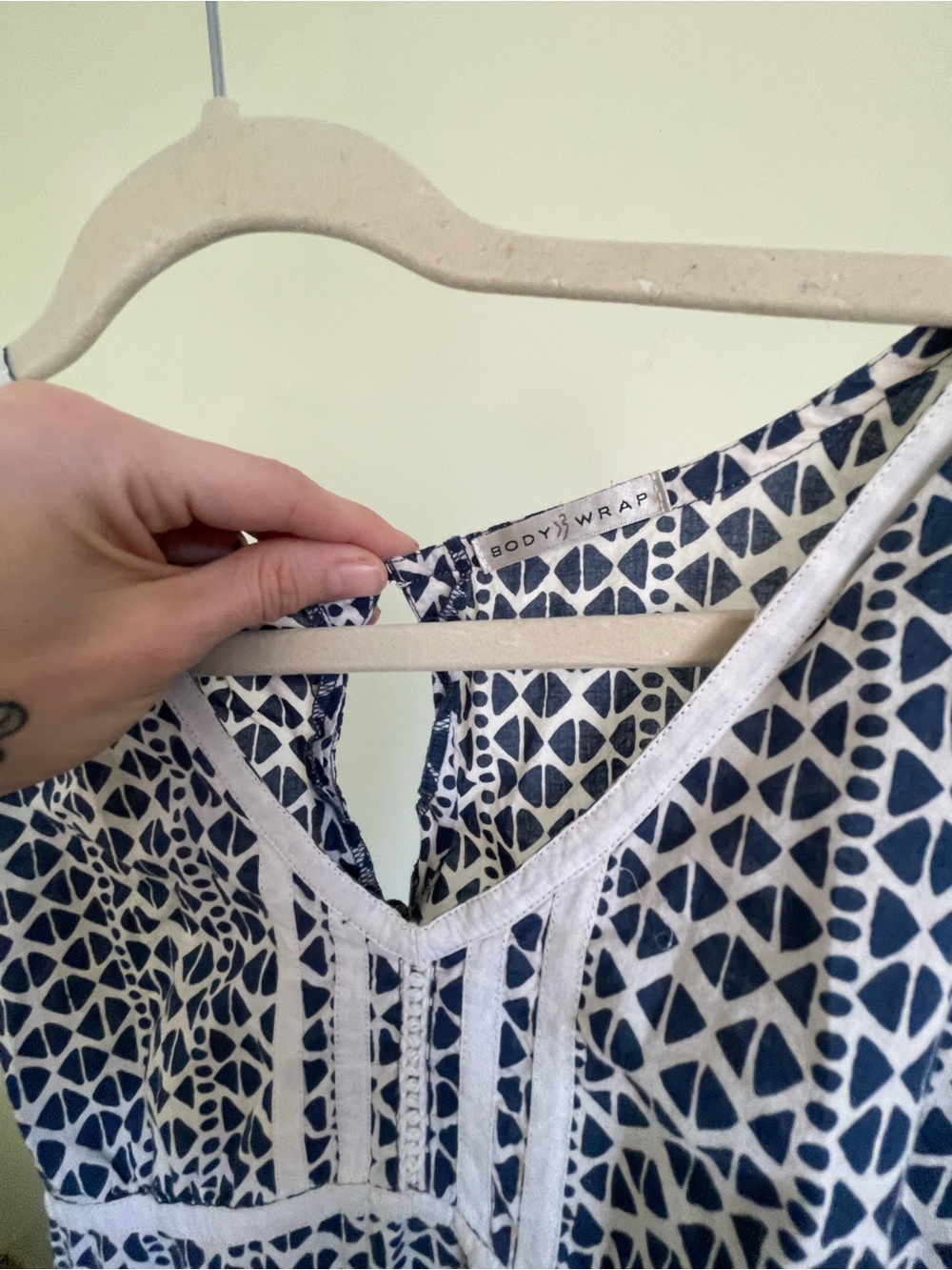 Navy and White Printed V-Neck Midi Dress - Picture 9 of 12